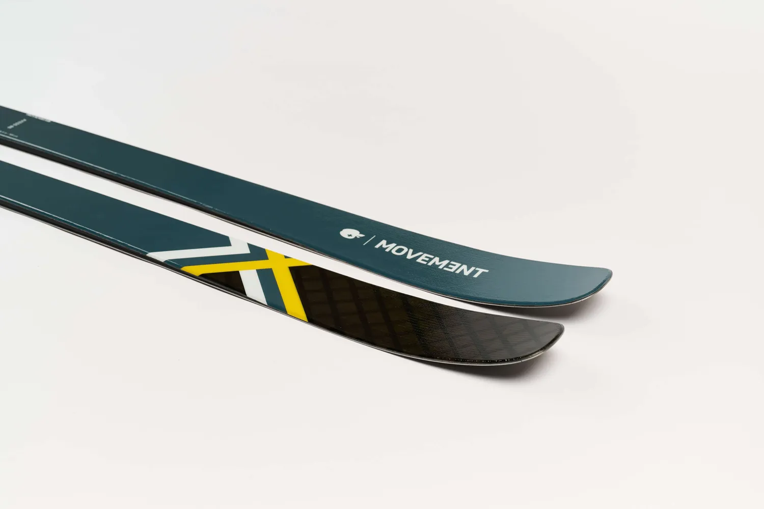 Movement Axess 86 skis de randonnée polyvalents