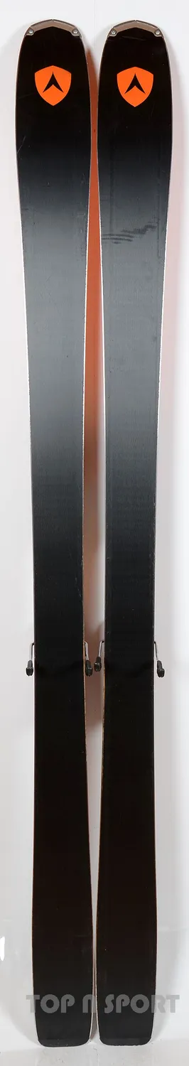 Dynastar POWERTRACK 84 skis polyvalents piste