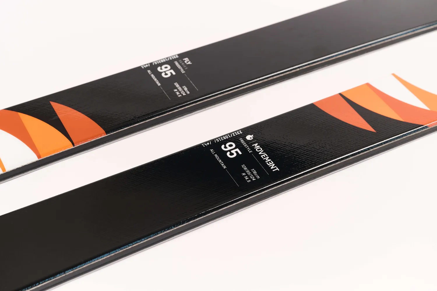 Movement Fly 95 24/25 ski freestyle poudreuse