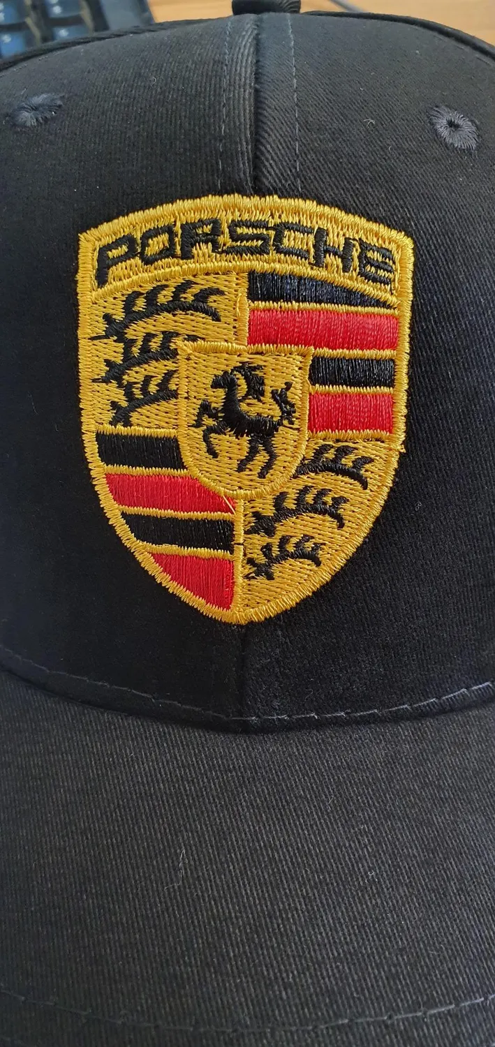 Porsche casquette blason noir 100% coton taille unique