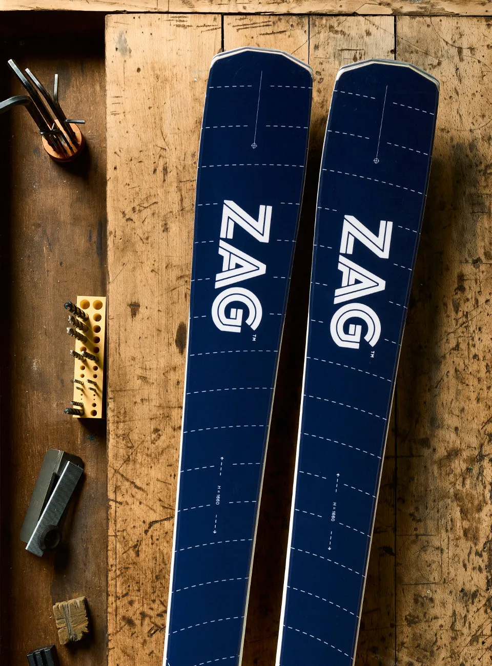 Zag Skis AROC ski de piste