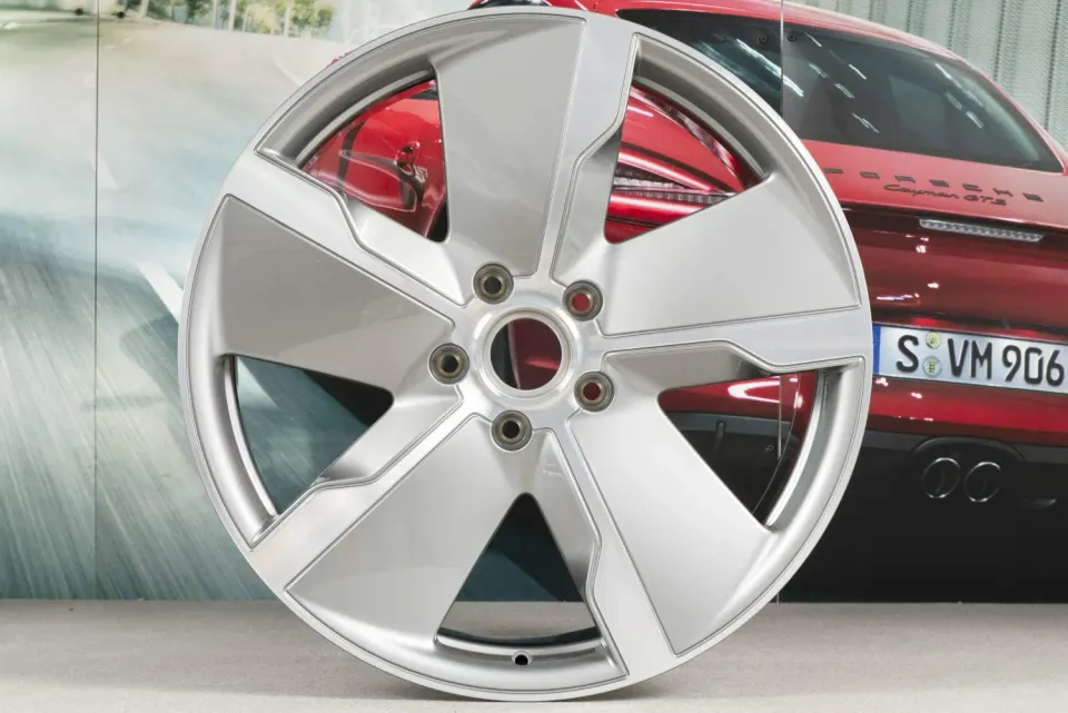 Porsche Taycan 9J1 jante 21" 9,5J ET60 avant argent