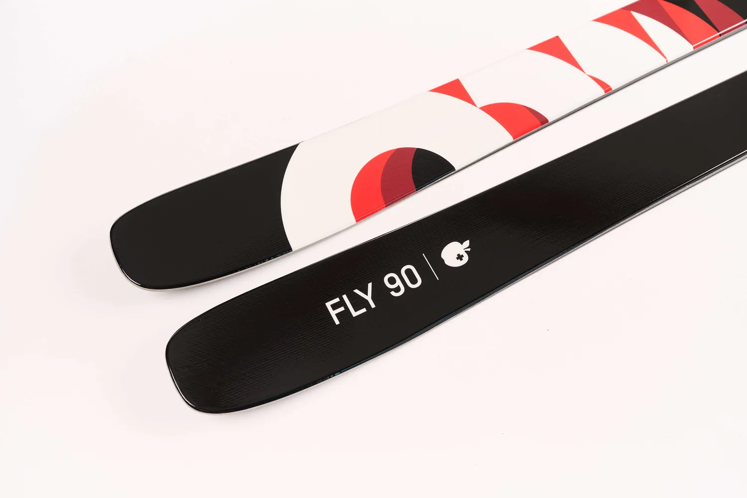 Movement Fly 90 24/25 ski freestyle snowpark