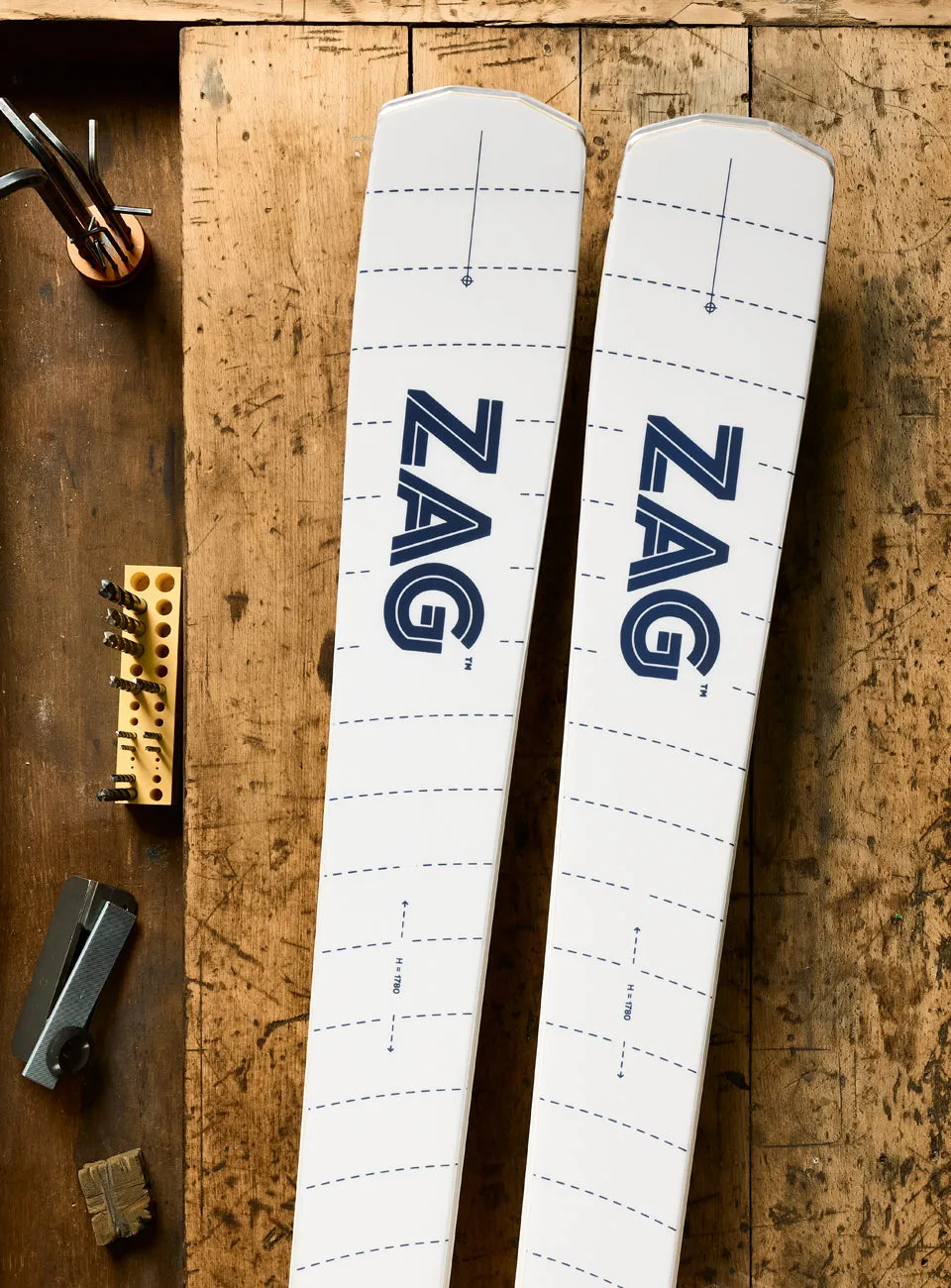 Zag Skis AROC ski de piste