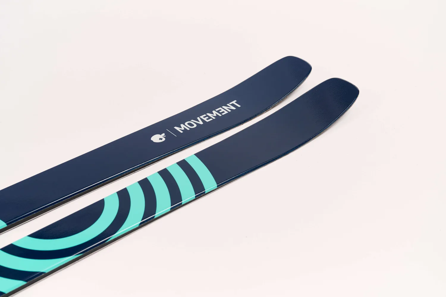 Movement Sequence 90 JR 24/25 skis junior polyvalents